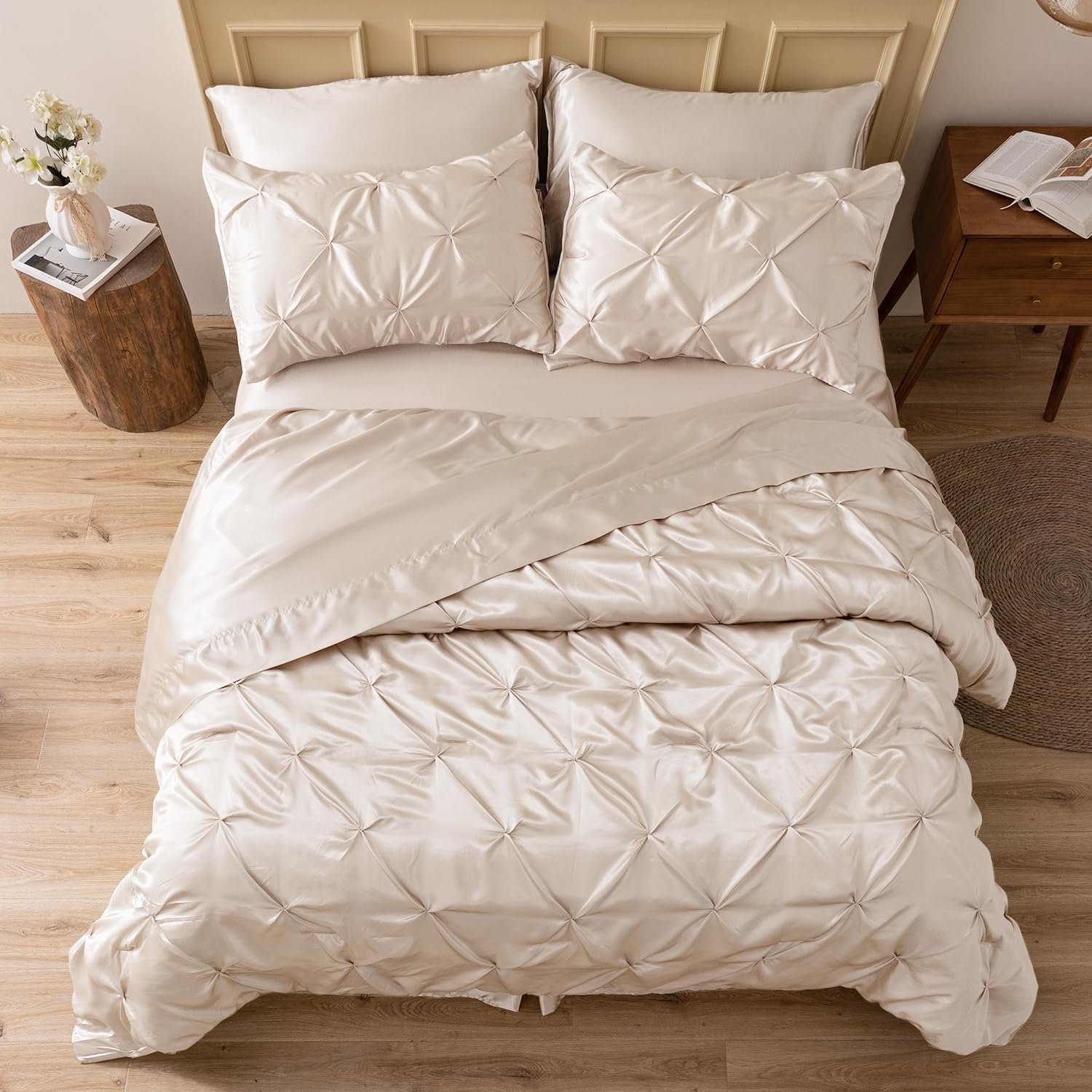 MR&HM Satin Comforter Queen 7 Pieces – Luxurious Pinch Pleat Bedding Set with Comforter, Flat Sheet, Fitted Sheet, Pillowcases & Shams, Super Silky Soft Bed Set for All Season (Queen, Beige)