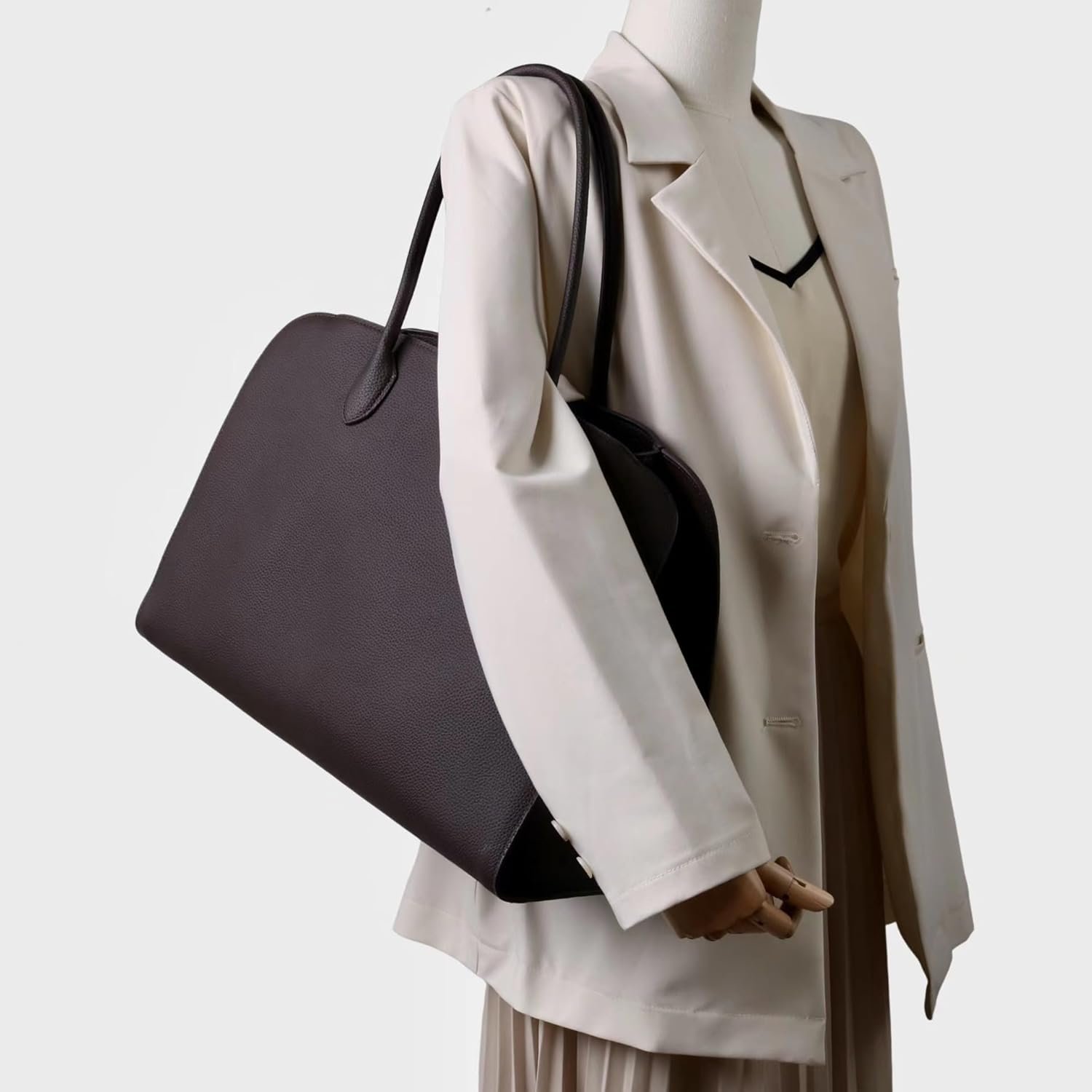 Genuine Leather Handcrafted Tote Bag Large Capacity, for Pets Outdoors, Designer TR Bag MAR14 17 NO LOGO Annual New
