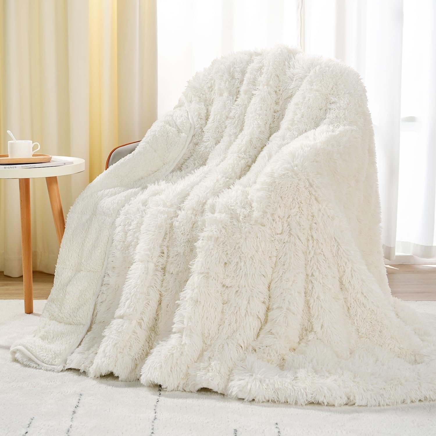 Uttermara Shaggy Faux Fur Weighted Blanket 15lbs, Super Soft Plush Fleece and Cozy Sherpa Reverse, Decorative Long Fur Throw Blankets 60″x80″ Cream